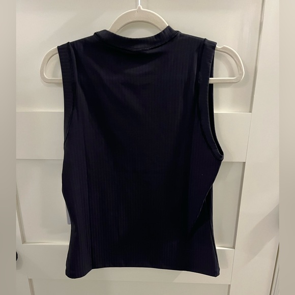 RHONE modern Rib Tank - Picture 3 of 6